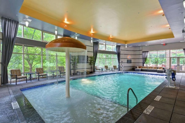 Hampton Inn By Hilton & Suites Raleigh Crabtree Valley image 11