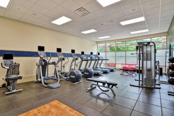 Hampton Inn By Hilton & Suites Raleigh Crabtree Valley image 17